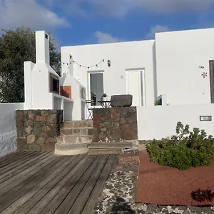 https://apartamento-en-las-mercedes.in-canary-islands.com